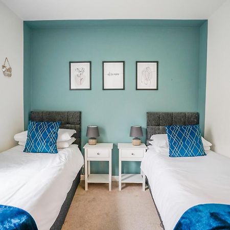 The Augustine - Modern Two Bed Ground Floor Apartment With Parking Canterbury Eksteriør bilde