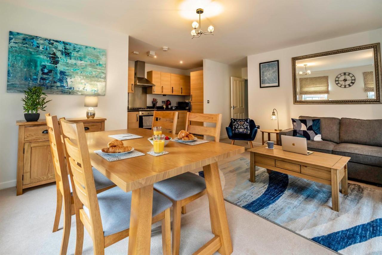 The Augustine - Modern Two Bed Ground Floor Apartment With Parking Canterbury Eksteriør bilde