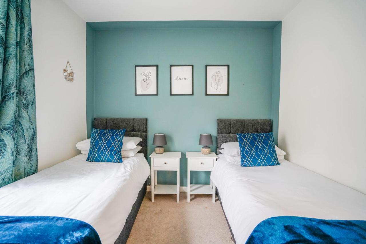 The Augustine - Modern Two Bed Ground Floor Apartment With Parking Canterbury Eksteriør bilde