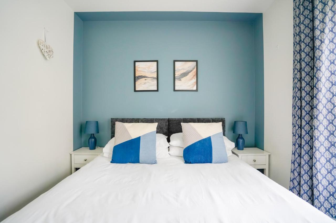 The Augustine - Modern Two Bed Ground Floor Apartment With Parking Canterbury Eksteriør bilde